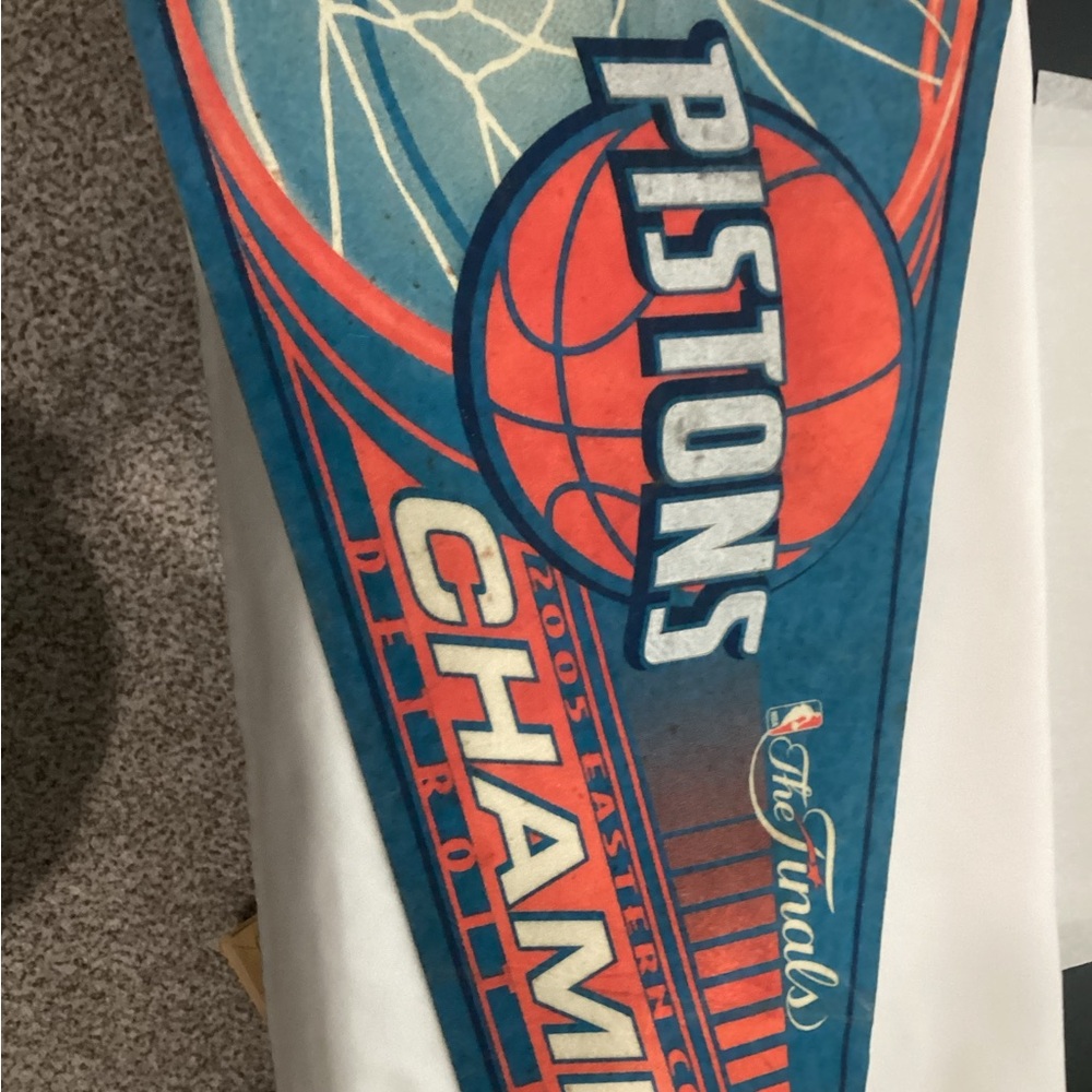 Detroit Pistons Champioship 2005 Eastern Conference vintage flag. Pre-owned